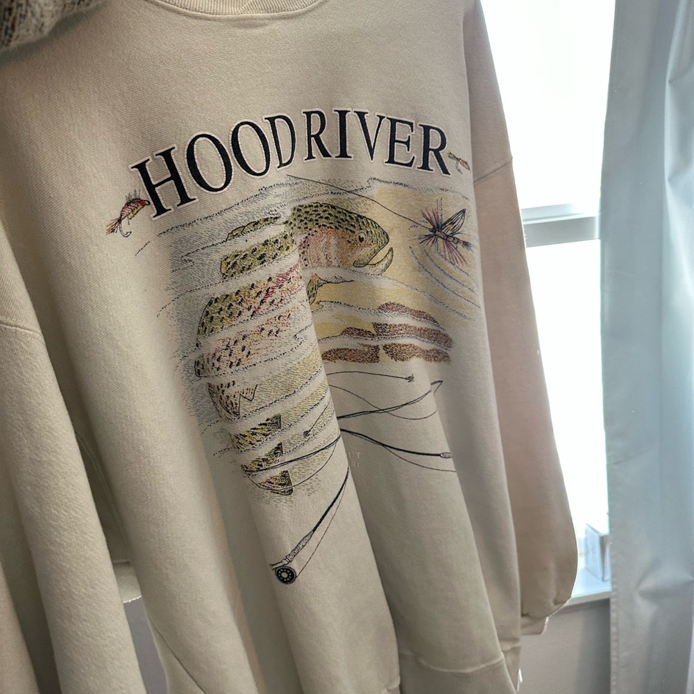 vintage hood river crewneck